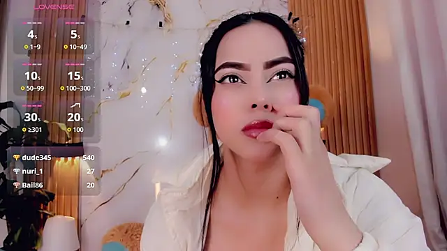 Snapshot of ValeriCardenas chatting on 06/04/26, 01:55 ValeriCardenas online show from 06/04/26, 01:55