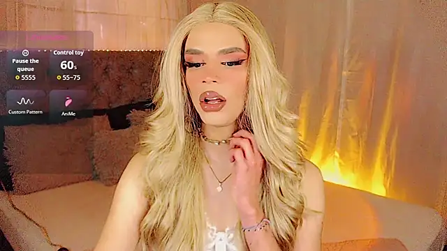 Dalila moan online show from 10/28/25, 09:28