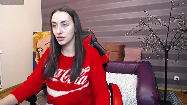 Snapshot of JenniferStone chatting on 02/04/25, 07:29 JenniferStone online show from 02/04/25, 07:29