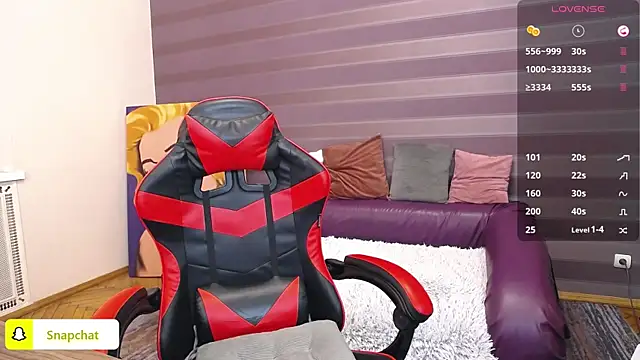 Snapshot of JenniferStone chatting on 02/11/25, 07:23 JenniferStone online show from 02/11/25, 07:23