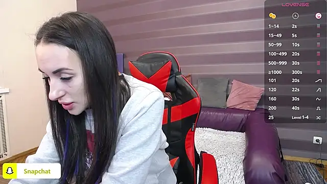 Snapshot of JenniferStone chatting on 02/14/25, 07:07 JenniferStone online show from 02/14/25, 07:07