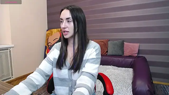 Snapshot of JenniferStone chatting on 03/05/25, 08:10 JenniferStone online show from 03/05/25, 08:10