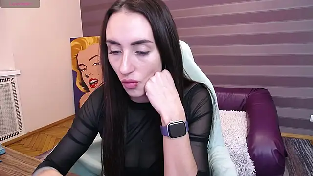 Snapshot of JenniferStone chatting on 12/04/25, 08:45 JenniferStone online show from 12/04/25, 08:45