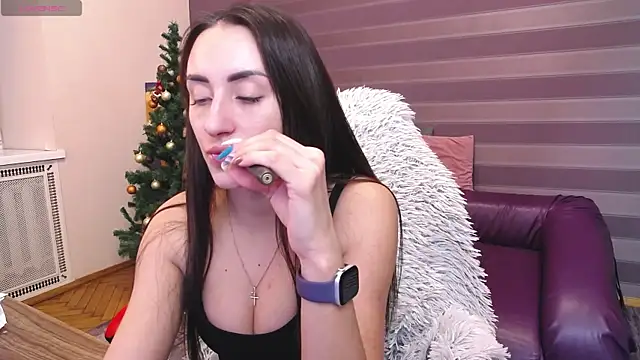 Snapshot of JenniferStone chatting on 01/06/26, 11:47 JenniferStone online show from 01/06/26, 11:47