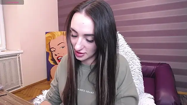 Snapshot of JenniferStone chatting on 02/15/26, 08:13 JenniferStone online show from 02/15/26, 08:13