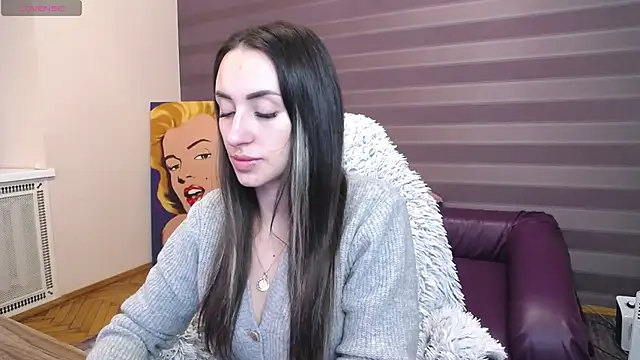 Snapshot of JenniferStone chatting on 02/19/26, 09:16 JenniferStone online show from 02/19/26, 09:16