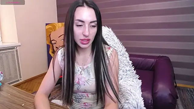 JenniferStone online show from 04/22/26, 07:33