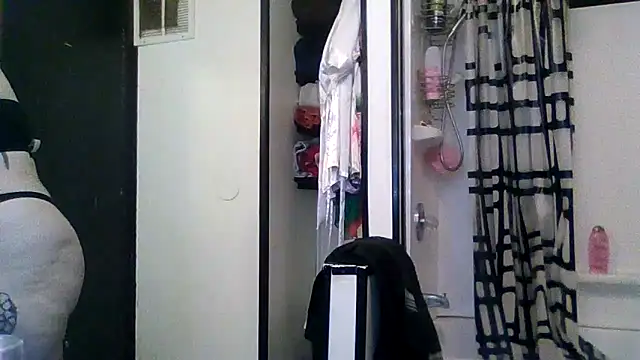 mrstoxox4594 online show from 09/21/25, 03:24