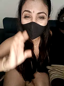 Snapshot of neha_rohan12 chatting on 09/27/25, 08:25 neha rohan12 online show from 09/27/25, 08:25