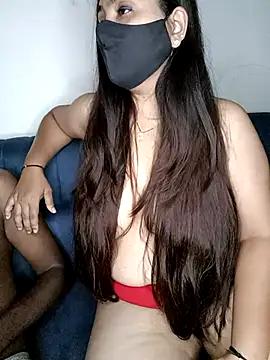 Snapshot of neha_rohan12 chatting on 10/01/25, 07:53 neha rohan12 online show from 10/01/25, 07:53