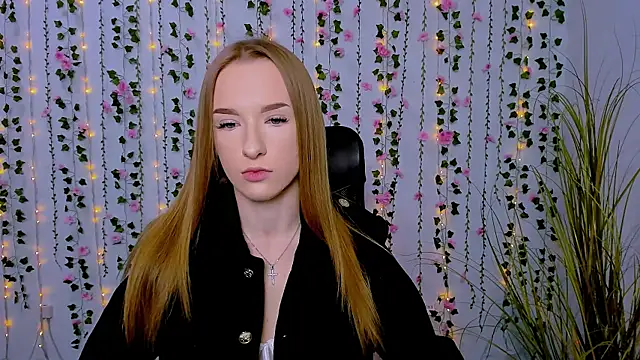 Snapshot of doll_vey chatting on 03/04/25, 09:29 doll vey online show from 03/04/25, 09:29