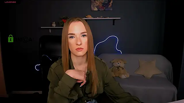 Snapshot of doll_vey chatting on 03/17/25, 03:40 doll vey online show from 03/17/25, 03:40