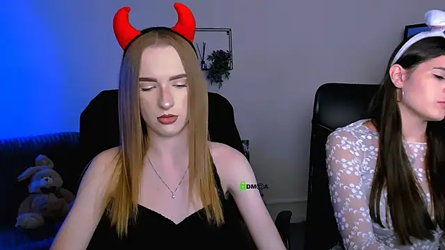 Snapshot of doll_vey chatting on 09/12/25, 01:00 doll vey online show from 09/12/25, 01:00