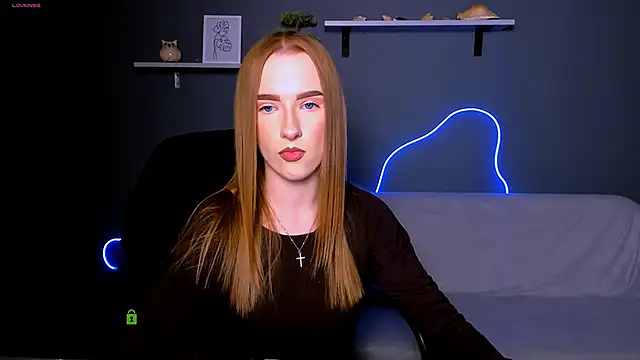 Snapshot of doll_vey chatting on 09/14/25, 06:51 doll vey online show from 09/14/25, 06:51