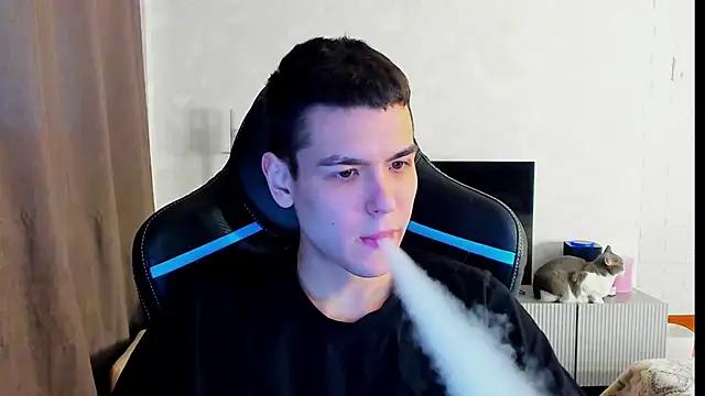 TravisRevas online show from 03/13/25, 02:12