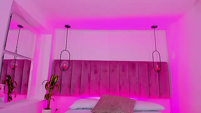 Haily b online show from 03/15/26, 08:04