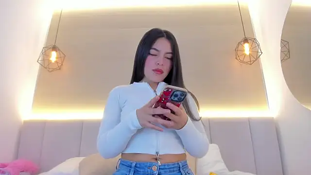 Snapshot of Haily_b chatting on 05/02/26, 11:04 Haily b online show from 05/02/26, 11:04
