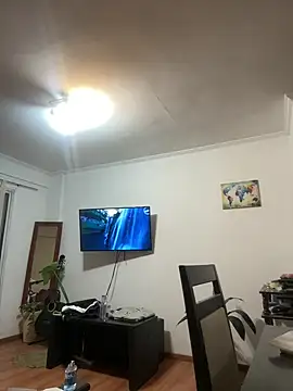 Snapshot of shuki0101 chatting on 03/17/25, 12:19 shuki0101 online show from 03/17/25, 12:19