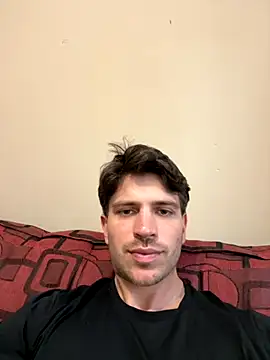 Snapshot of shuki0101 chatting on 11/24/25, 10:09 shuki0101 online show from 11/24/25, 10:09