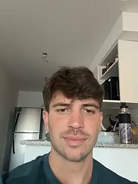 Snapshot of shuki0101 chatting on 01/06/26, 09:50 shuki0101 online show from 01/06/26, 09:50