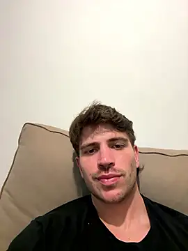 Snapshot of shuki0101 chatting on 01/10/26, 02:13 shuki0101 online show from 01/10/26, 02:13