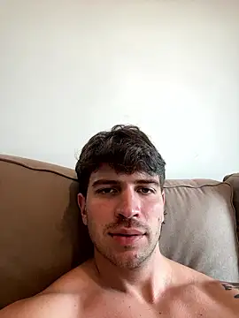 Snapshot of shuki0101 chatting on 01/14/26, 09:31 shuki0101 online show from 01/14/26, 09:31