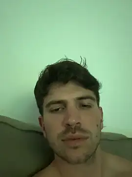 Snapshot of shuki0101 chatting on 02/21/26, 04:46 shuki0101 online show from 02/21/26, 04:46