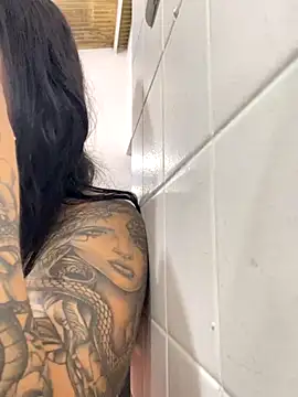 Madisson-Rivas online show from 11/02/25, 07:49