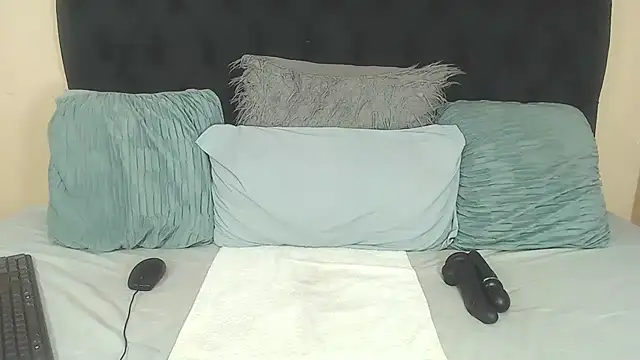 BootyClitQueen online show from 09/23/25, 01:25