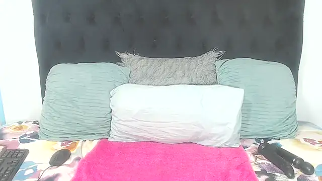 BootyClitQueen online show from 11/04/25, 04:06