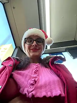 NataKitten online show from 12/23/25, 06:33