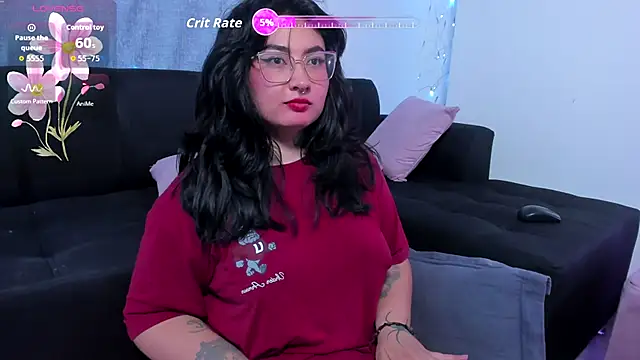 Curvybaddie99 online show from 10/06/25, 06:22