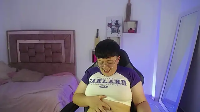 safyka online show from 02/13/26, 02:29