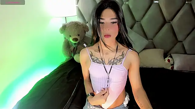 yaneycam online show from 01/14/26, 10:47