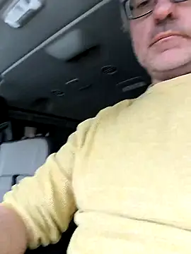 Snapshot of bavaricus123 chatting on 03/16/25, 10:11 bavaricus123 online show from 03/16/25, 10:11