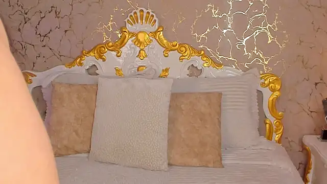 ScarlettWallace online show from 03/21/25, 07:46