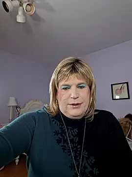 Snapshot of Victoriatv1 chatting on 12/30/24, 11:38 Victoriatv1 online show from 12/30/24, 11:38