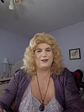 Snapshot of Victoriatv1 chatting on 02/09/25, 06:37 Victoriatv1 online show from 02/09/25, 06:37