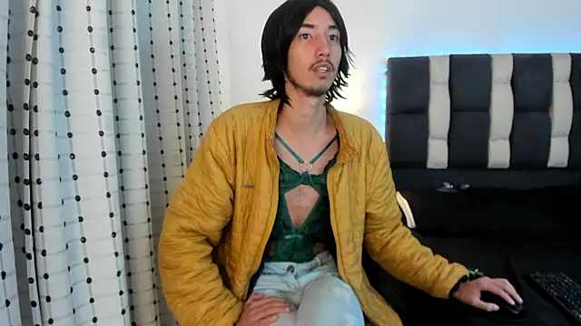 loverisu-coral online show from 01/14/26, 11:20