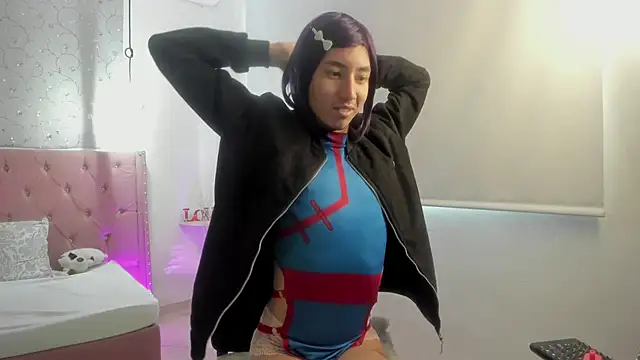 loverisu-coral online show from 03/12/26, 07:53