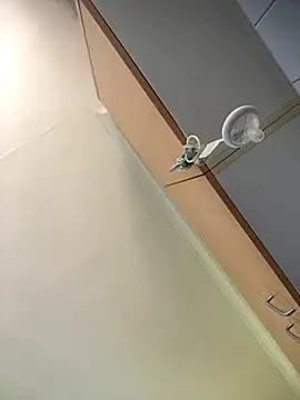 Snapshot of 1Zoey101 chatting on 11/27/25, 04:36 1Zoey101 online show from 11/27/25, 04:36