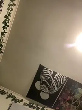 Snapshot of 1Zoey101 chatting on 02/02/26, 03:33 1Zoey101 online show from 02/02/26, 03:33