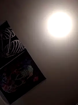 Snapshot of 1Zoey101 chatting on 02/05/26, 06:29 1Zoey101 online show from 02/05/26, 06:29