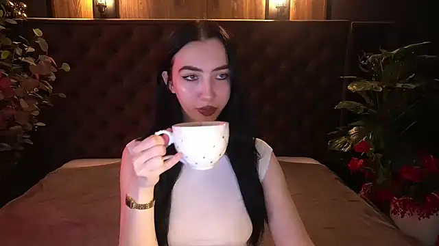 WildKittenX  online show from 04/14/26, 05:46