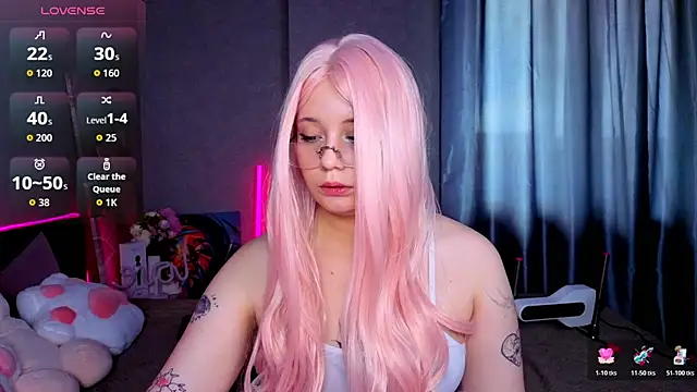 AuroraPrincess online show from 04/14/26, 10:54