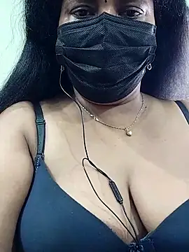 abinaya26 online show from 09/15/25, 06:57