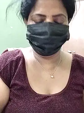 abinaya26 online show from 04/10/26, 11:09