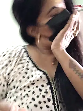 abinaya26 online show from 06/04/26, 04:18