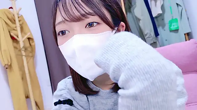 Oo aki online show from 10/20/25, 06:47