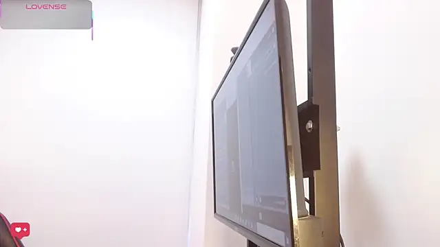 Bonniie 22 online show from 03/04/25, 07:43